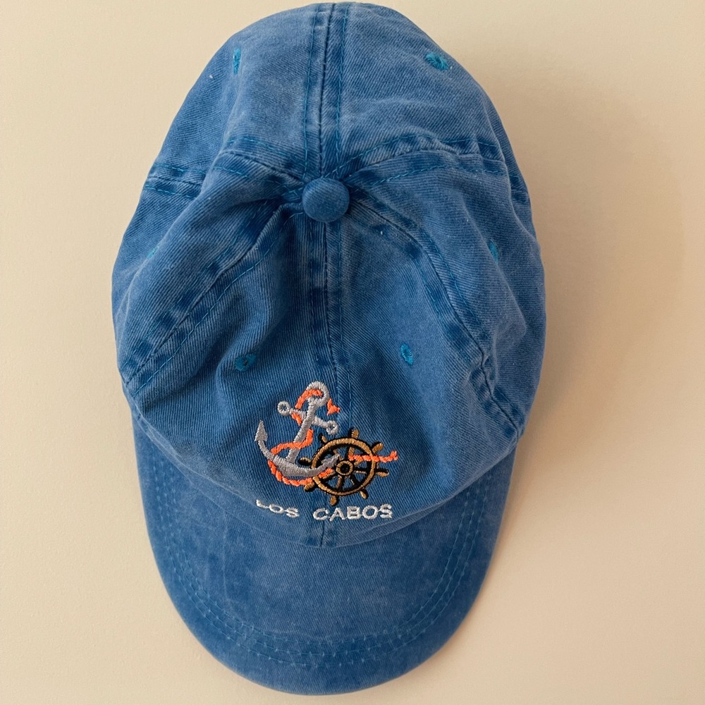 Comfort colors // faded blue hat